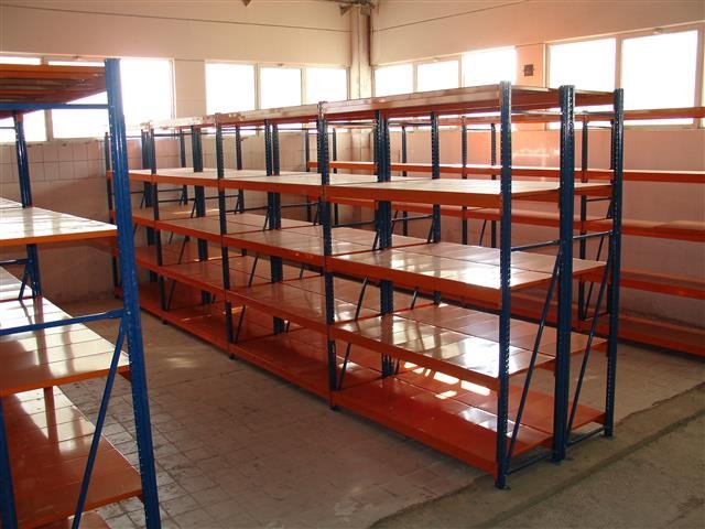 Rayonnage A Tablettes 011